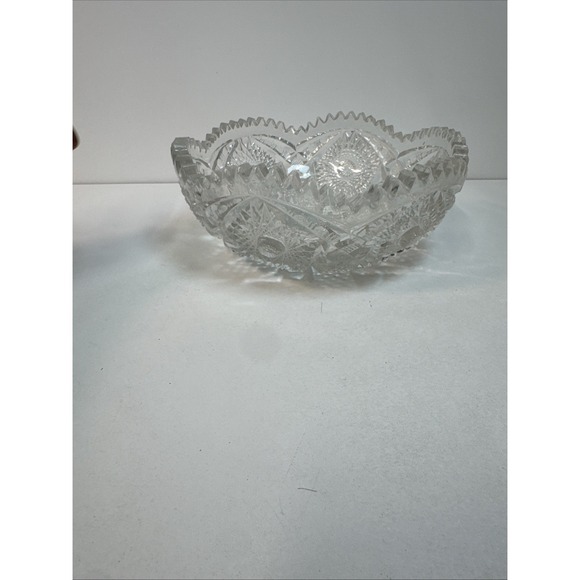 Antique, Cut Crystal Glass Bowl Gorgeous and Sparkling!! - Picture 8 of 11
